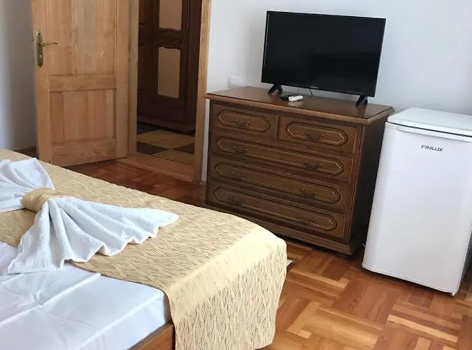 בית הארחה Casa Nursil אפורי נורד