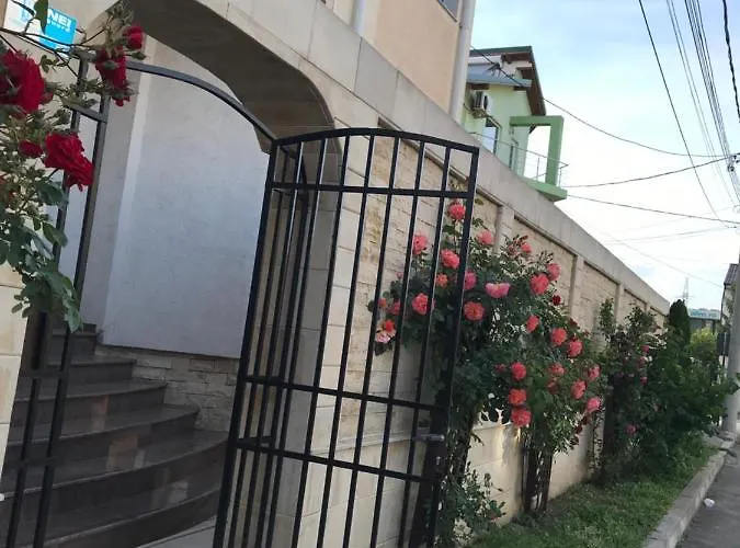 Casa Nursil 招待所 艾福雷诺德